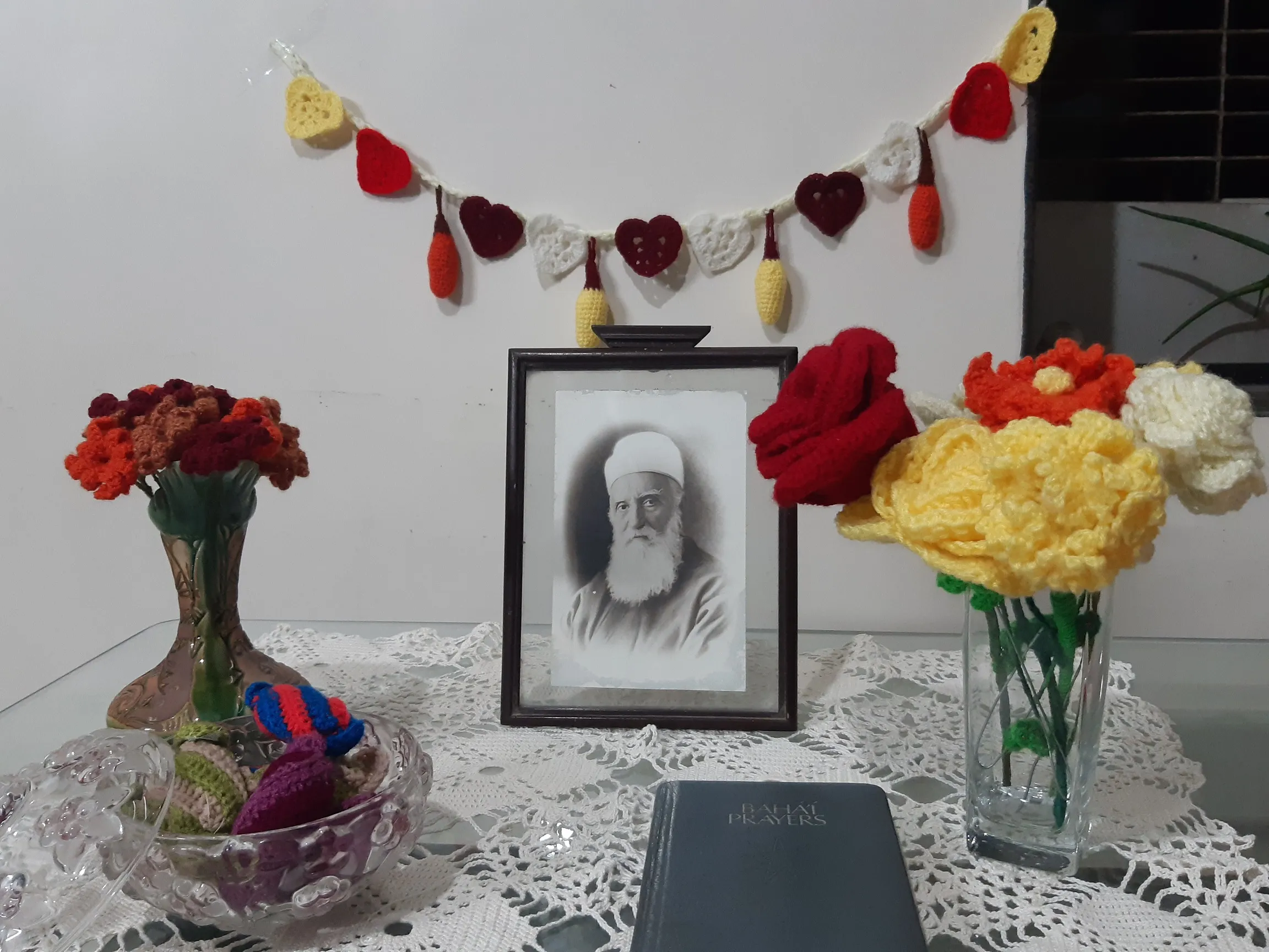 A floral tribute to ‘Abdu’l-Baha