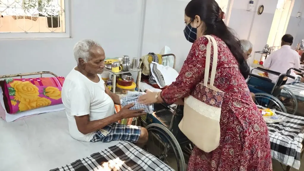 Visit to an Old Age Home